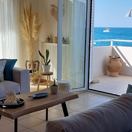 Amazing Beachfront Apartment In Hersonissos Экстерьер фото