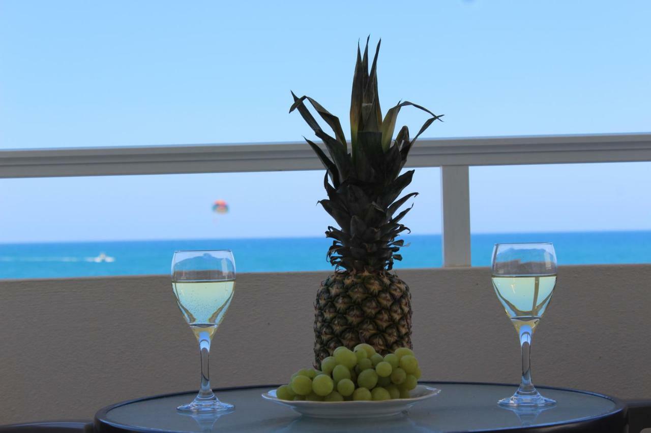 Amazing Beachfront Apartment In Hersonissos Экстерьер фото