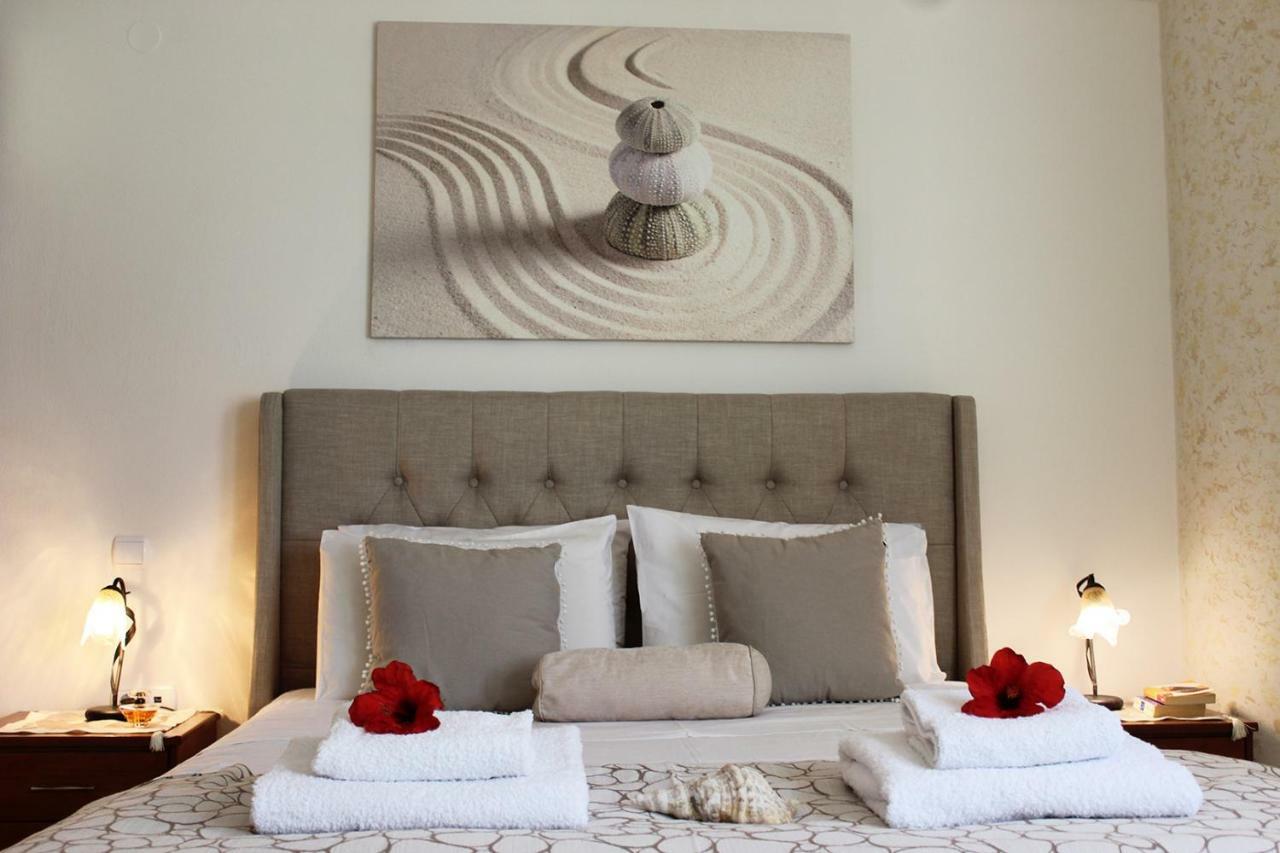 Amazing Beachfront Apartment In Hersonissos Экстерьер фото